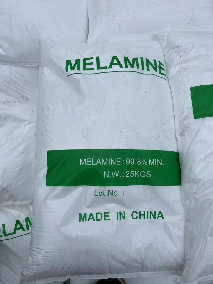 Prezzo in fabbrica all'ingrosso 99,8% di melamina in polvere CAS 108-78-1 0