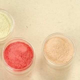 Un buon prezzo. Compound per lo stampaggio di urea in polvere bianca / non bianca a bassa pressione di stampaggio in linea