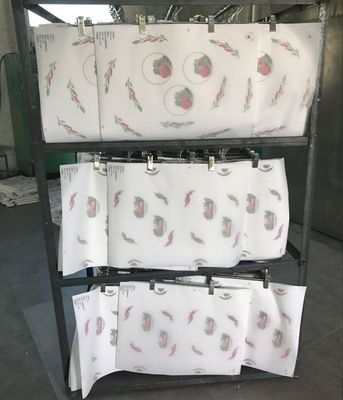 Un buon prezzo. Anti decalcomania 45GSM di carta della melammina di luminosità del ricciolo per stoviglie in linea