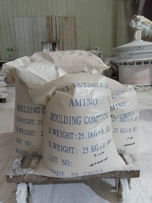 Un buon prezzo. Compound per lo stampaggio della melamina bianca 145C Punto di fusione Perfetto per la produzione di articoli di melamina di lunga durata in linea