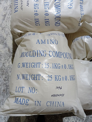 Un buon prezzo. Polvere di copertura del menisco d'acciaio superfina dell'urea del grado di industria di CAS 108-78-1 per il padellame della melammina in linea